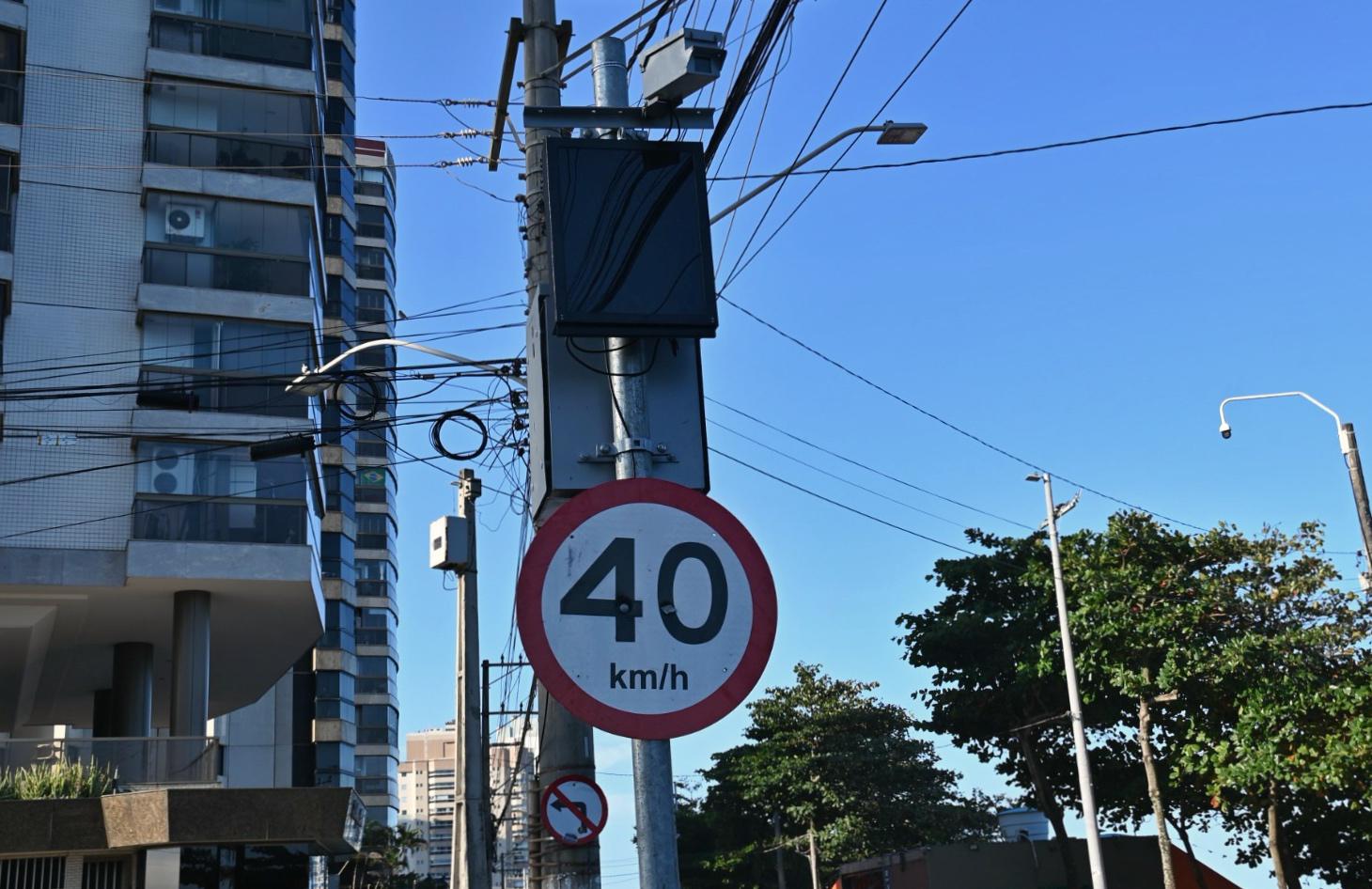 Novos radares sao instalados em avenidas de Vila Velha