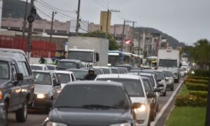 Engarrafamento na Lindenberg 