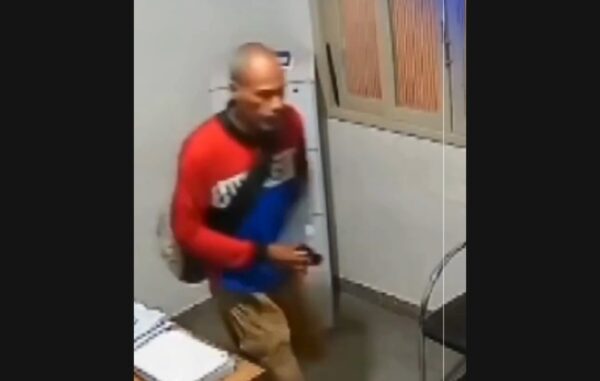 Screenshot 20251209 224553 CapCut