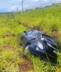 Segundo o boxeador o carro deu perda total