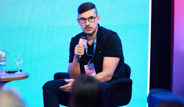 G4xqTN8y Wallace Borges Lovato