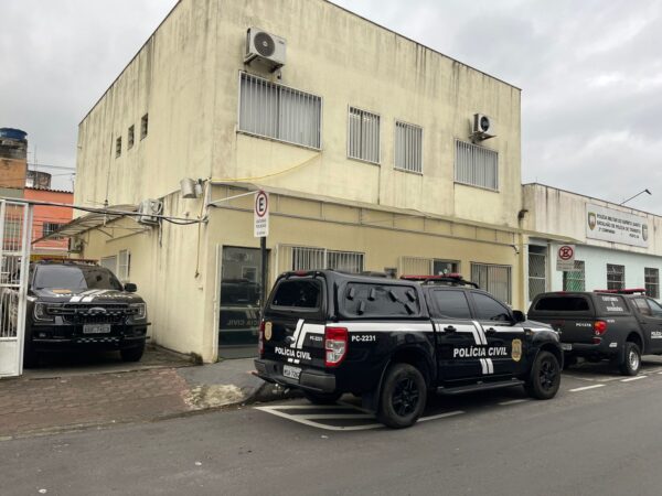 PCES prende investigado por fraude eletrônica e associação criminosa em Viana