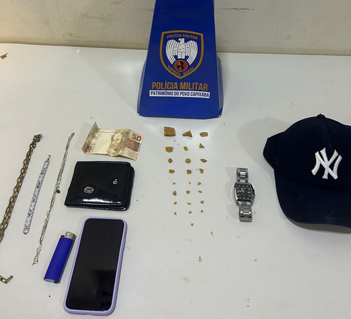 10º BPM apreende grande quantidade de haxixe, recupera veículo clonado e prende suspeitos por tráfico em Guarapari