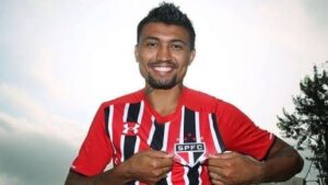 Kiesa ja jogou pelo São Paulo 