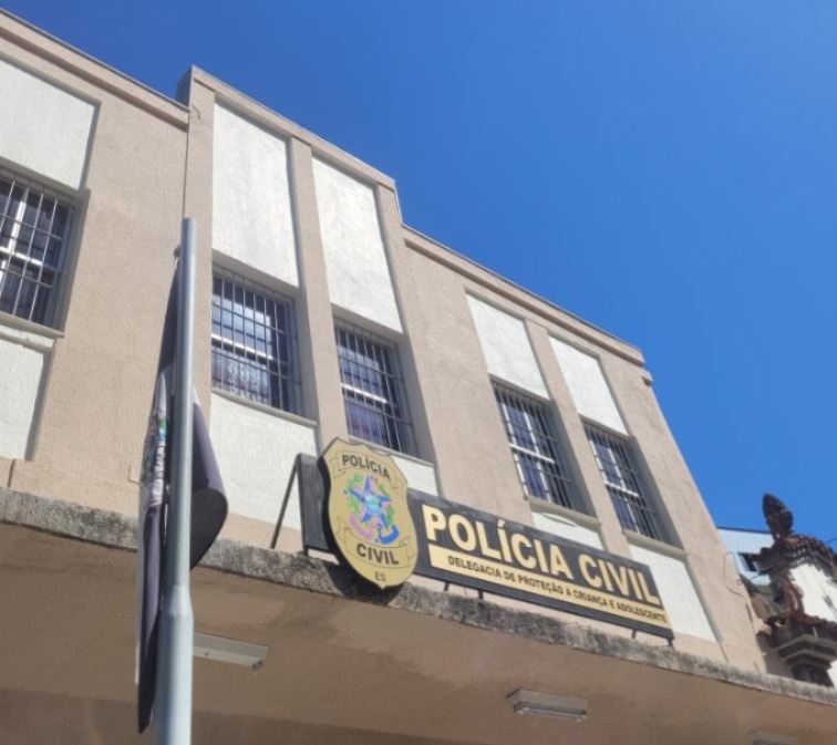 DPCA e Guarda Municipal prendem suspeito de estuprar a própria filha de 8 anos em Cariacica
