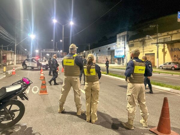 Força pela Vida detém 04 por alcoolemia em blitze nacional da Lei Seca