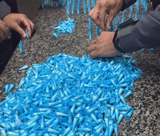 10º BPM APREENDE GRANDE QUANTIDADE DE ENTORPECENTES E MUNIÇÕES EM GUARAPARI