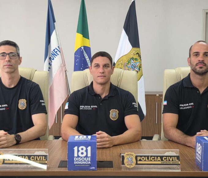 PCES realiza operação e apreende arsenal com fuzis, pistolas e veículos usados na ação criminosa