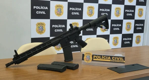 Fuzil apreeendido na ocorrência